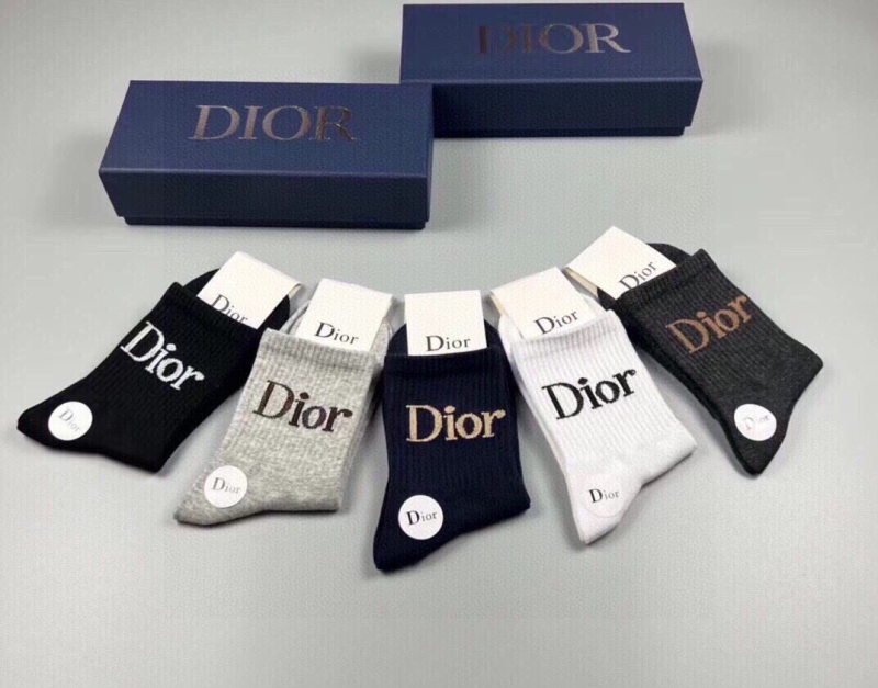 DIOR